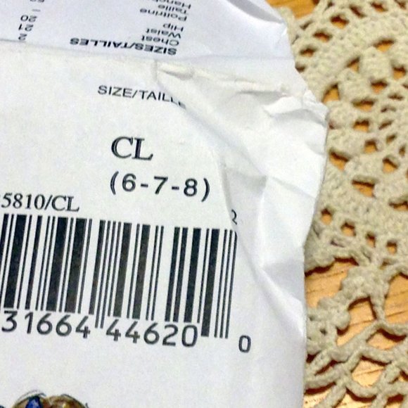 Uncut, factory folded Butterick B5810 girl's sewing pattern - Picture 6 of 10